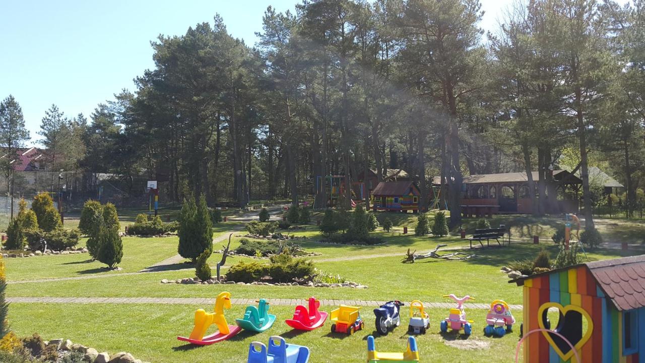 Pokoje Goscinne Maj - Rozewie Jastrzębia Góra エクステリア 写真