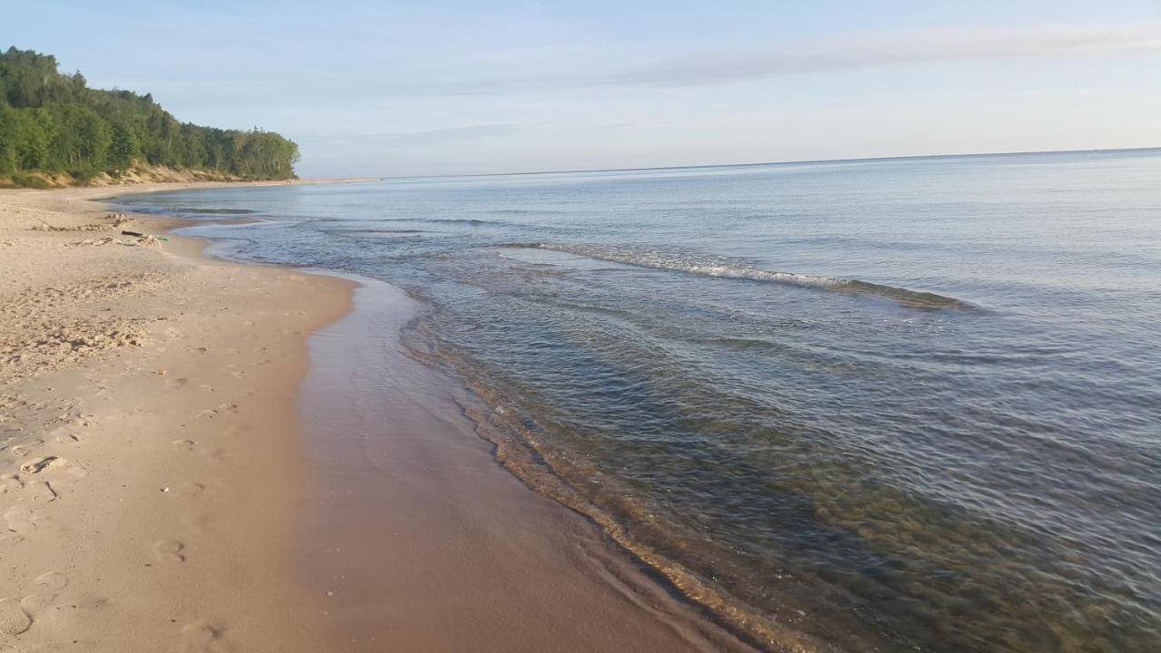 Pokoje Goscinne Maj - Rozewie Jastrzębia Góra エクステリア 写真